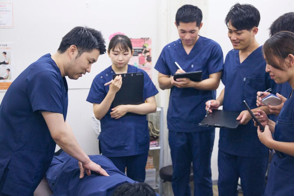 柔道整復師の手技、学校と現場で何が違う？新卒が知りたい3つのポイント
