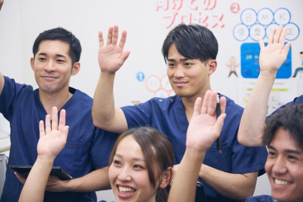 【新卒向け】整骨院の職場の雰囲気は？「ありがとう」が行き交う理由